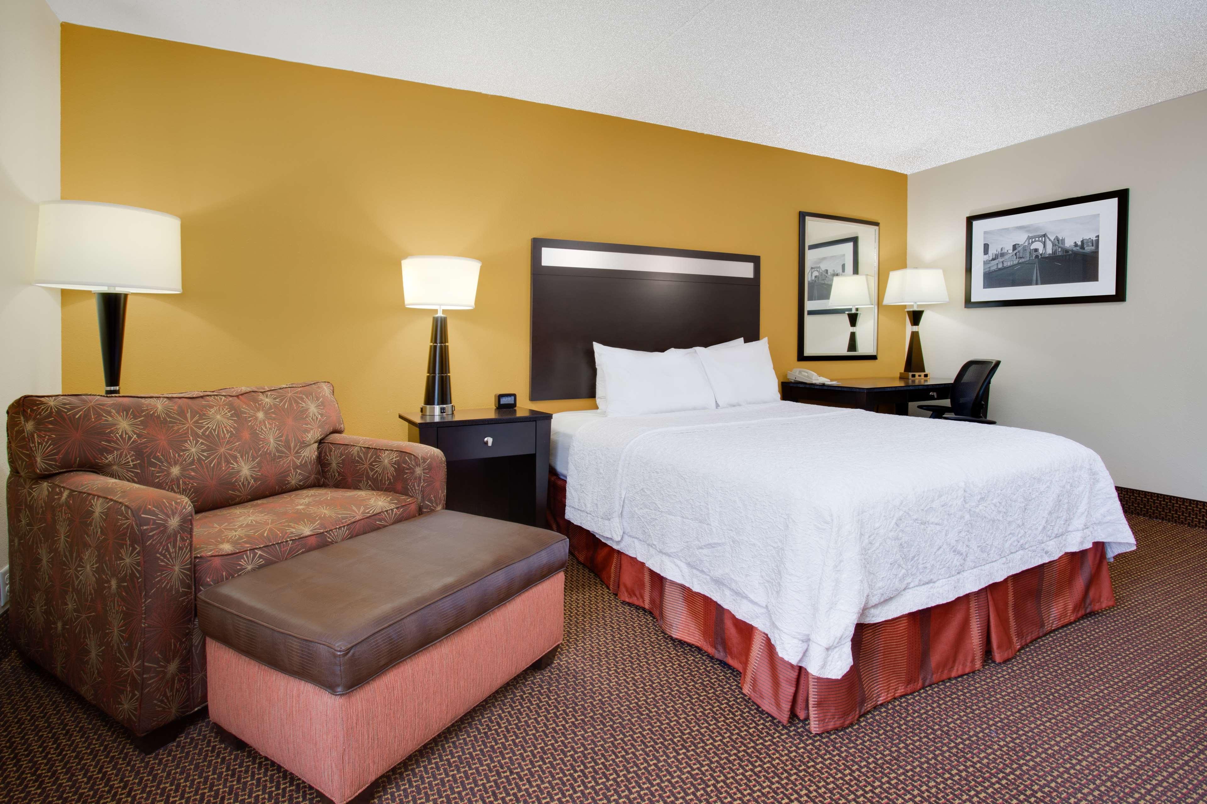 Hampton Inn Pittsburgh/West Mifflin Exteriör bild