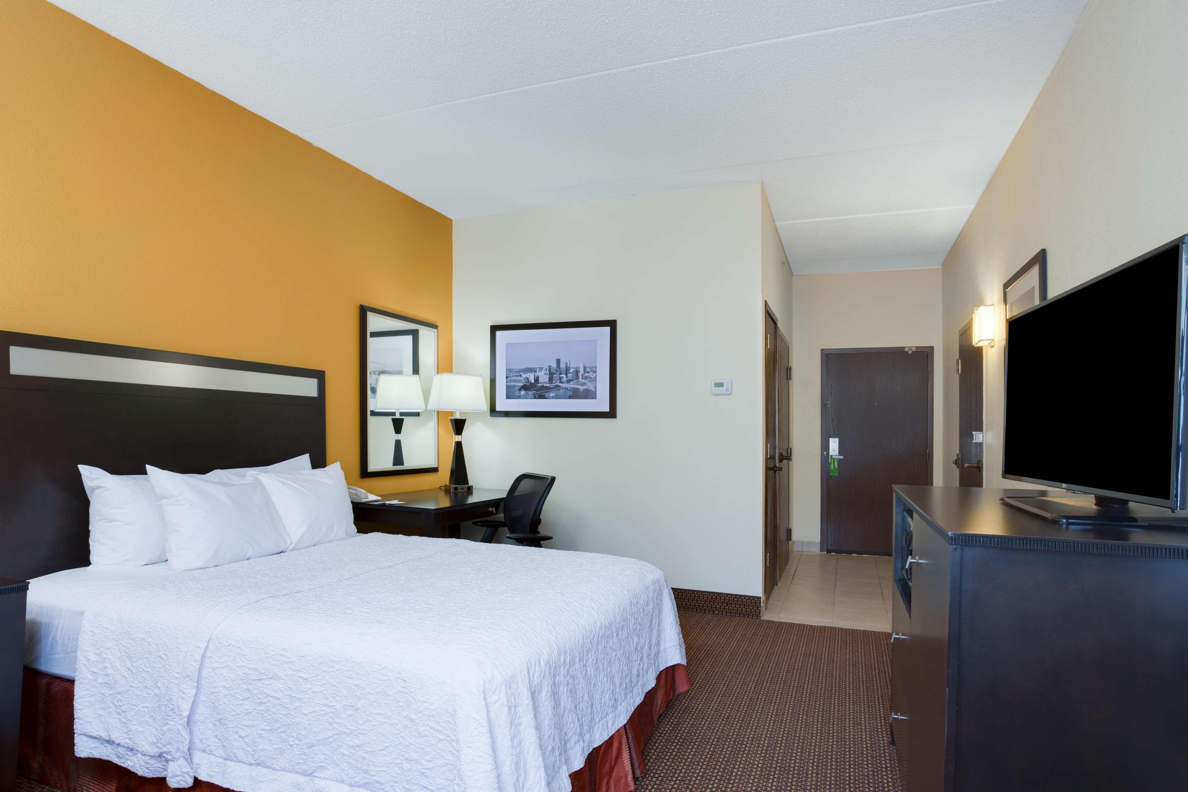 Hampton Inn Pittsburgh/West Mifflin Exteriör bild
