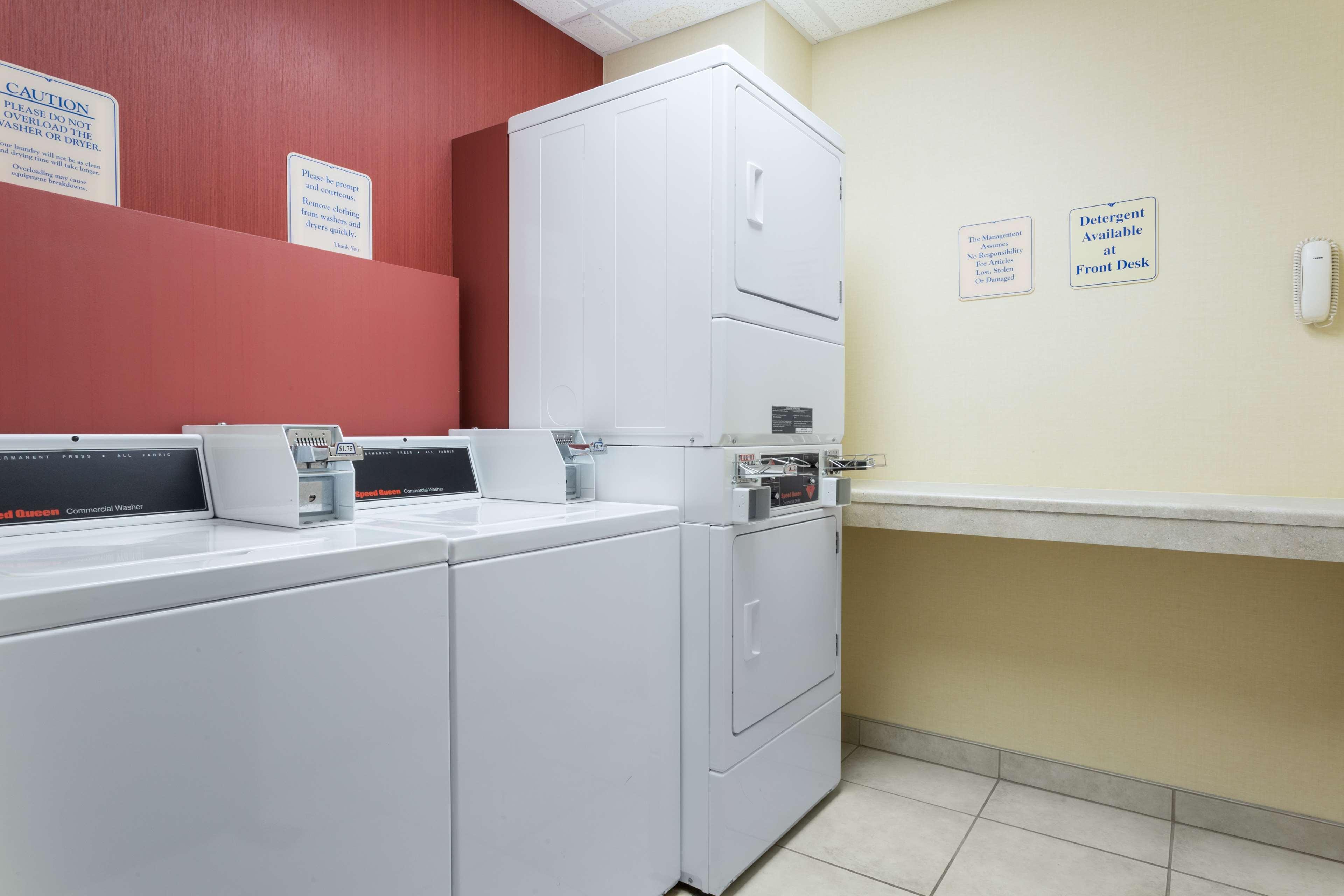 Hampton Inn Pittsburgh/West Mifflin Exteriör bild