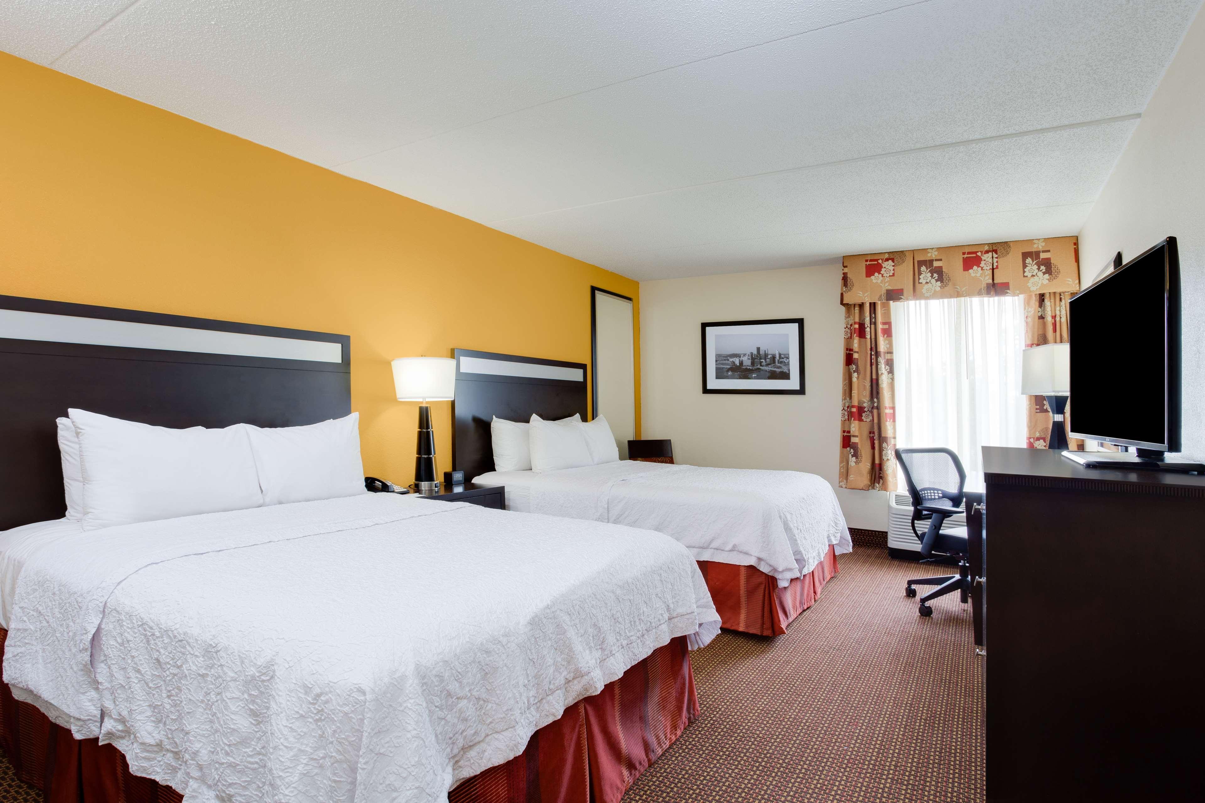 Hampton Inn Pittsburgh/West Mifflin Exteriör bild