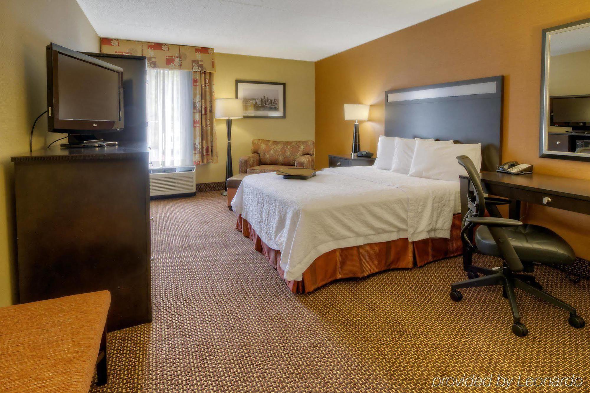 Hampton Inn Pittsburgh/West Mifflin Exteriör bild